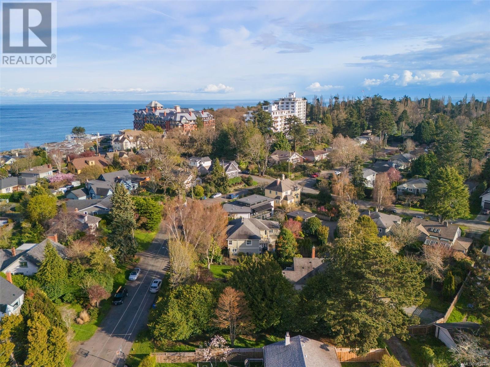 1044 Deal St, Oak Bay, British Columbia  V8S 5G5 - Photo 17 - 993670