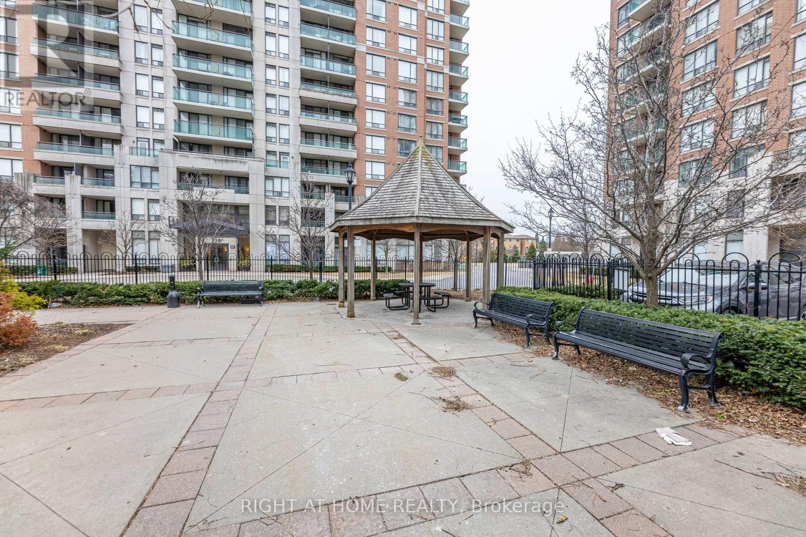 801 - 330 Red Maple Road, Richmond Hill, Ontario  L4C 0T6 - Photo 30 - N12060906