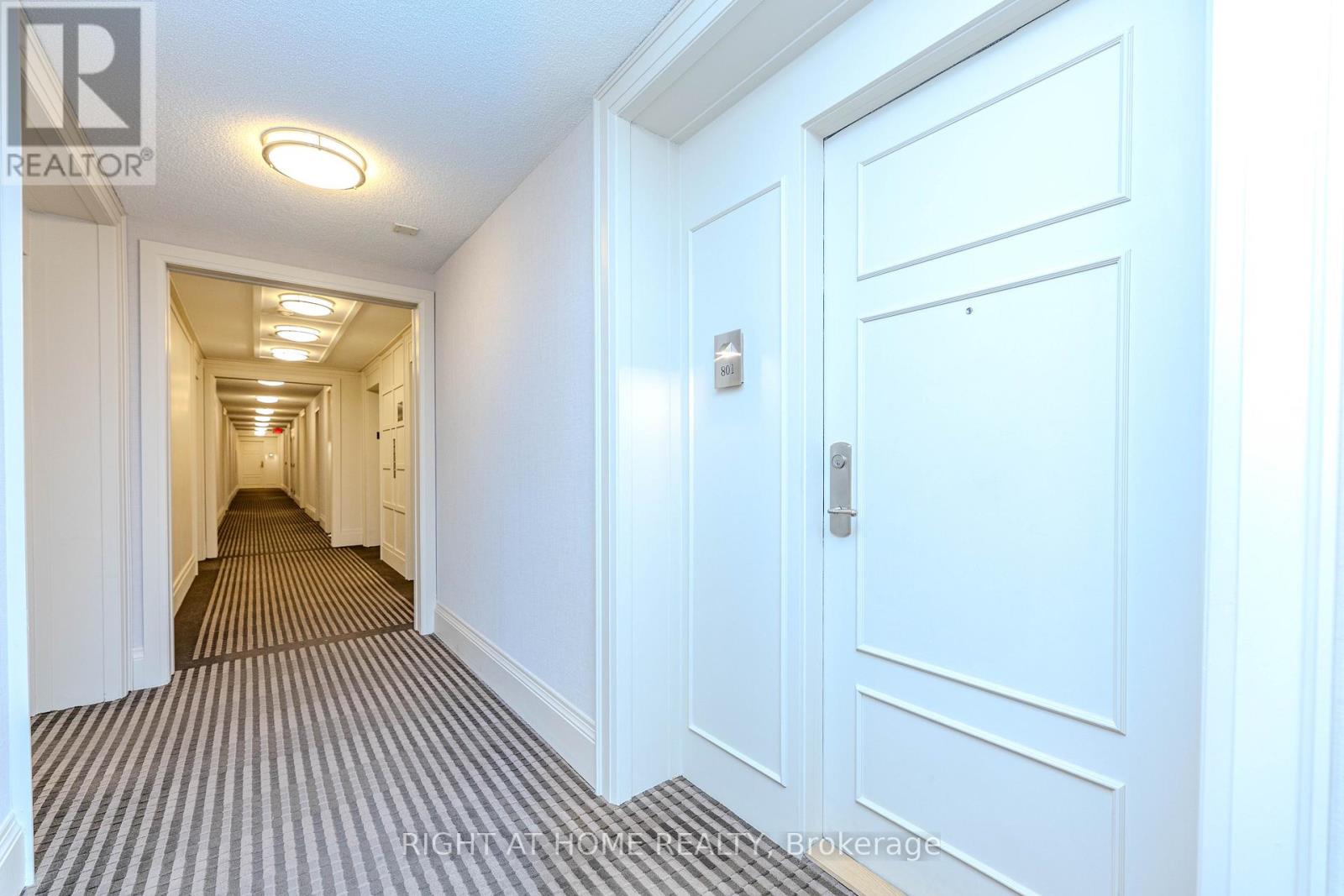 801 - 330 Red Maple Road, Richmond Hill, Ontario  L4C 0T6 - Photo 6 - N12060906