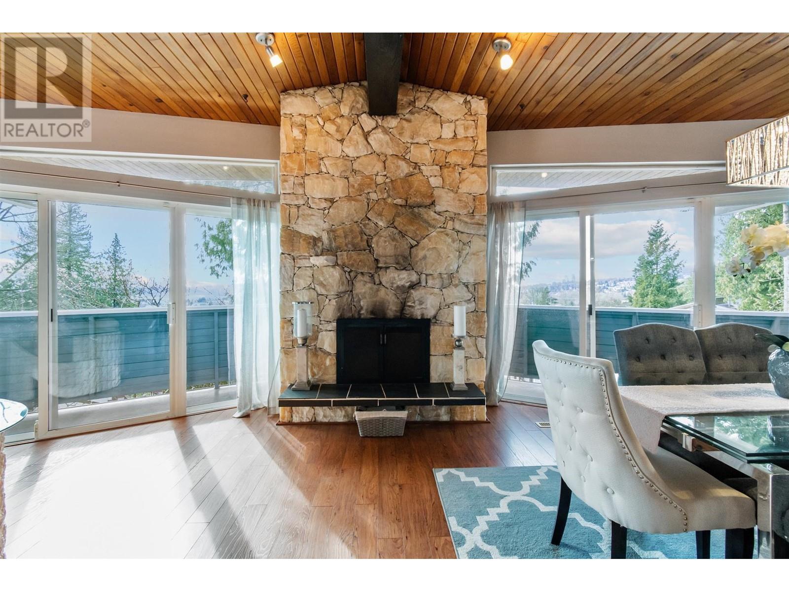 2059 Concord Avenue, Coquitlam, British Columbia  V3K 1K4 - Photo 6 - R2984562