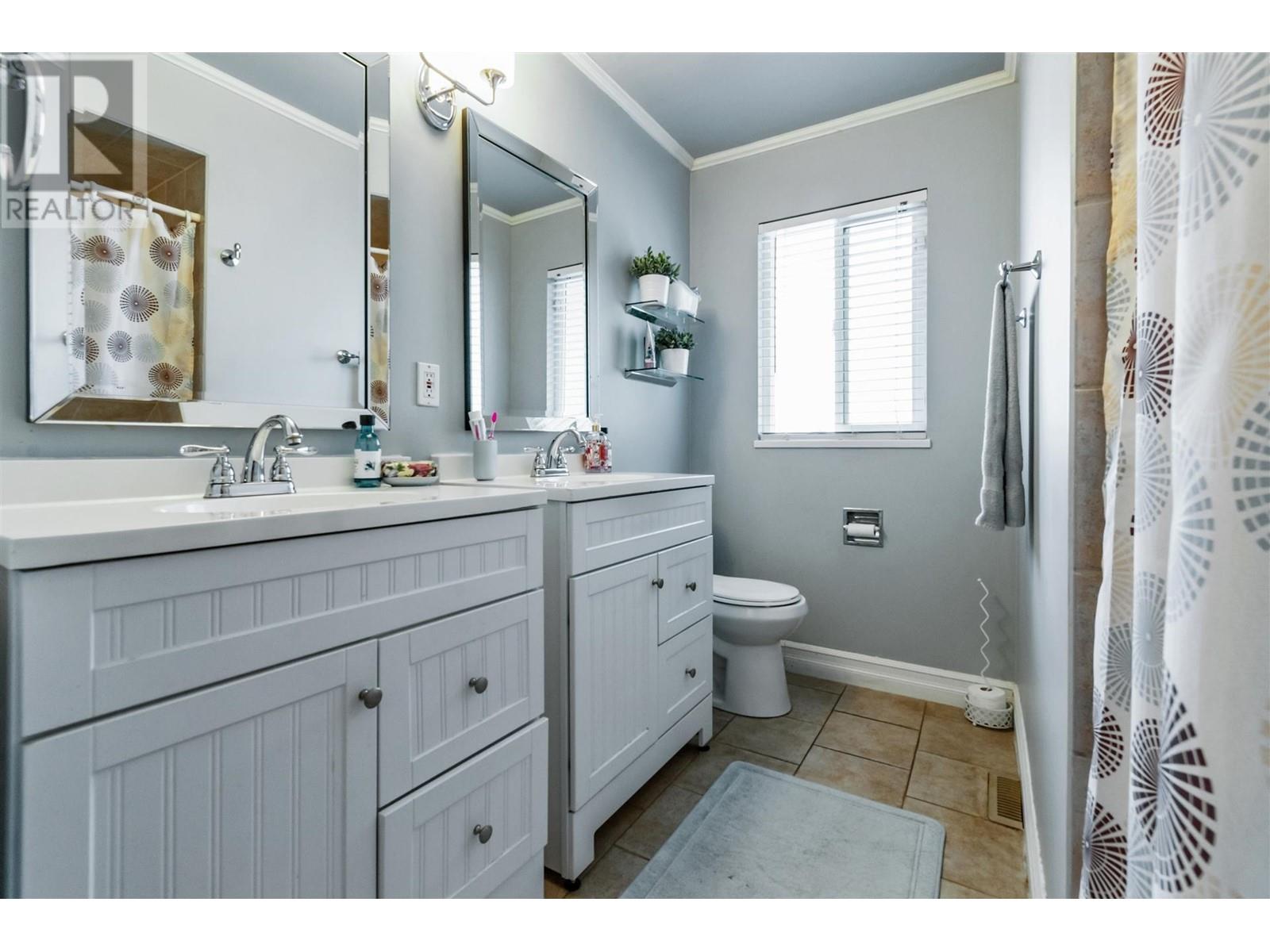 2059 Concord Avenue, Coquitlam, British Columbia  V3K 1K4 - Photo 16 - R2984562