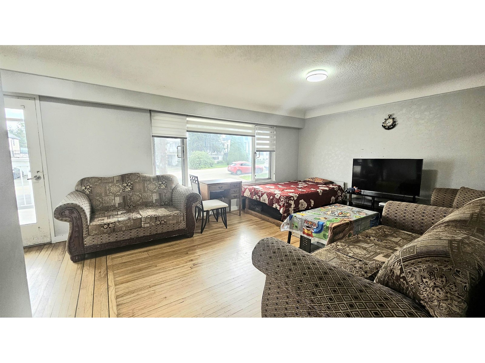 Property at 13137 106A AVENUE image 4