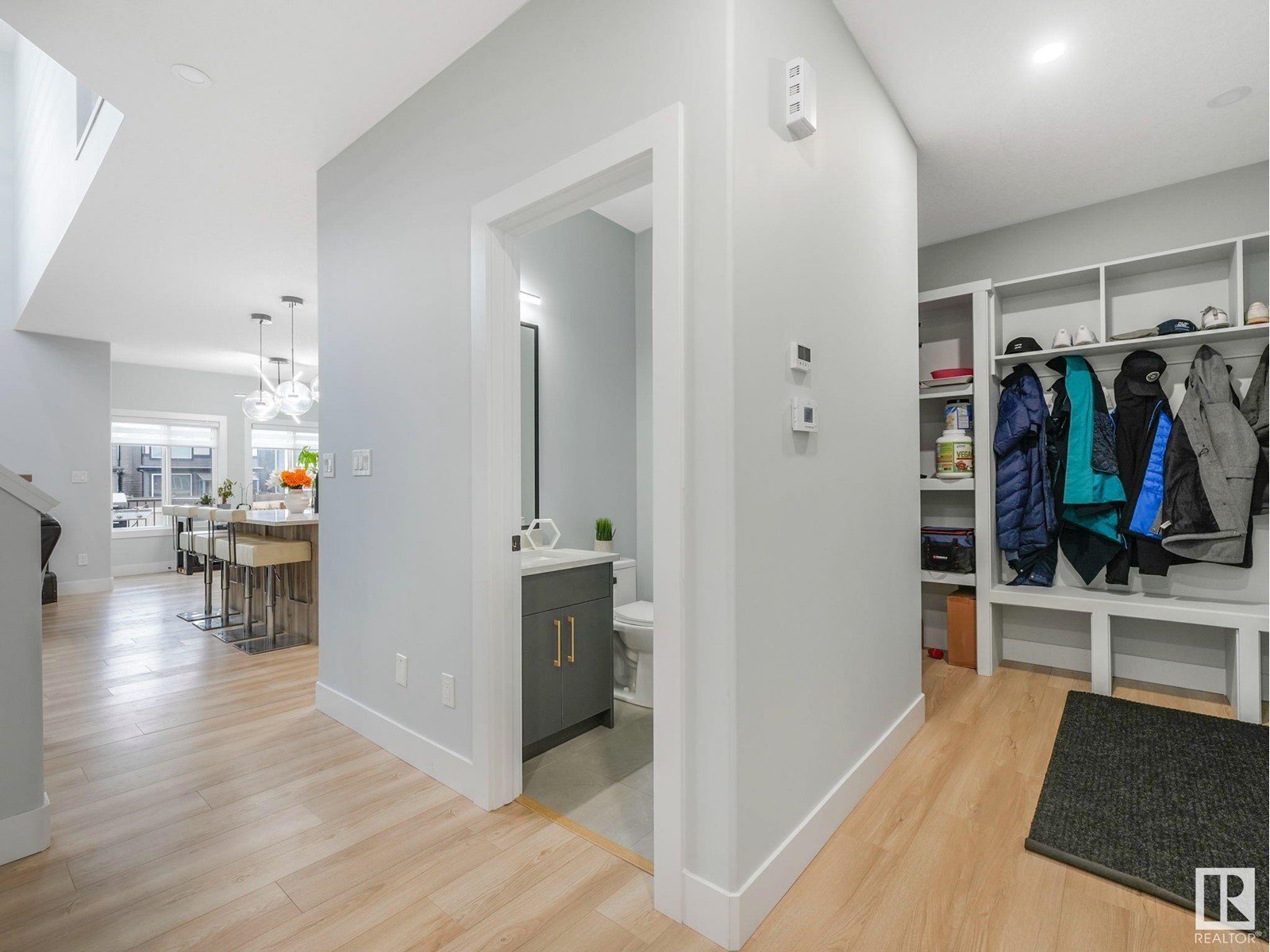 Property at 5227 KIMBALL CR SW image 3