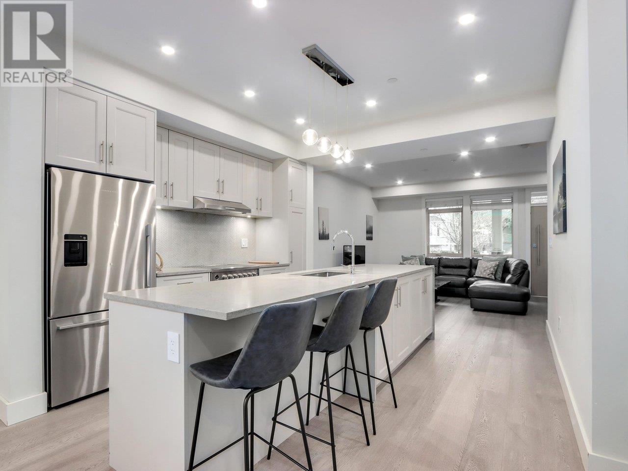 3 115 W Queens Road, North Vancouver, British Columbia  V7N 2K4 - Photo 8 - R2985868