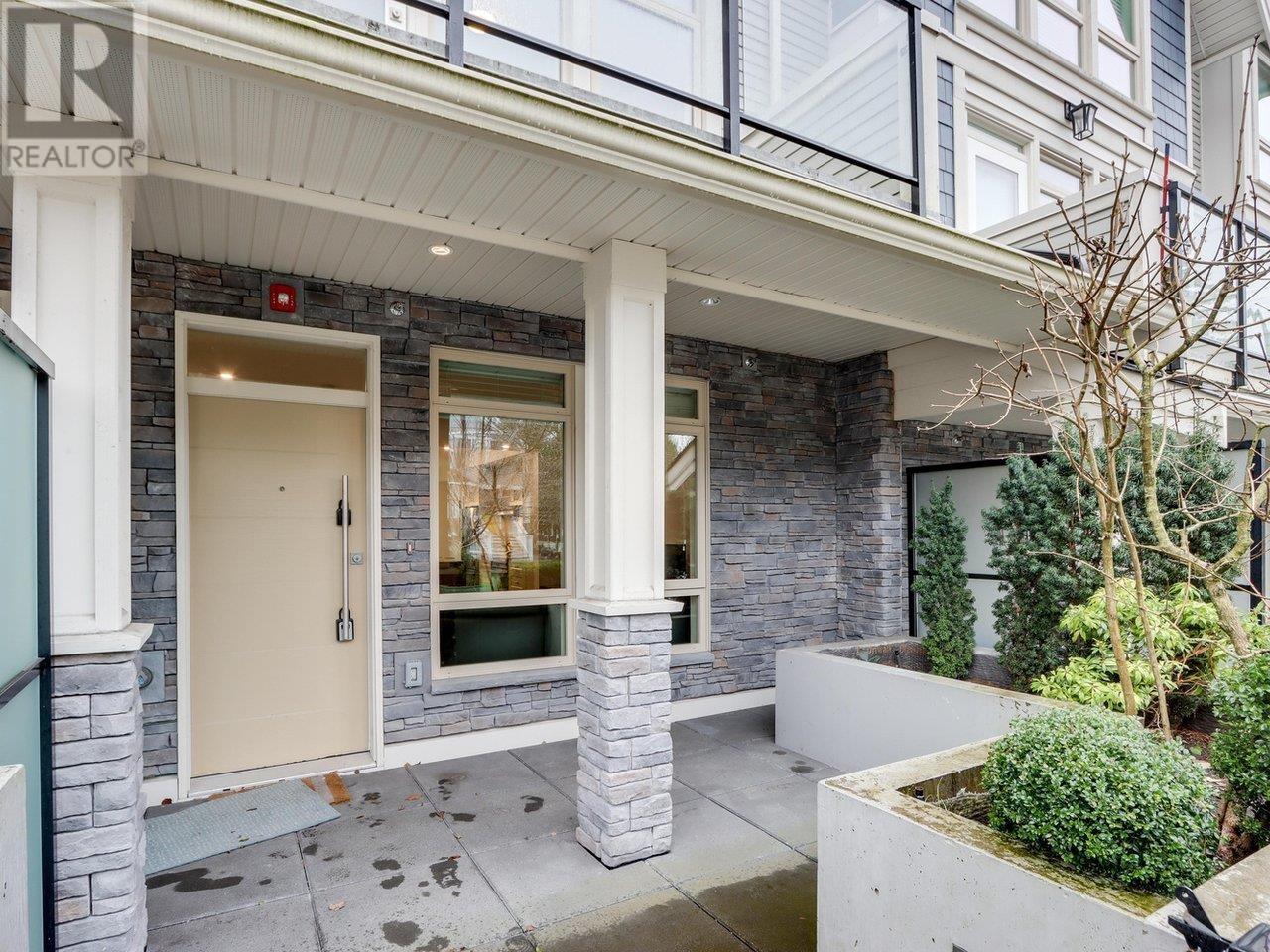 3 115 W Queens Road, North Vancouver, British Columbia  V7N 2K4 - Photo 2 - R2985868