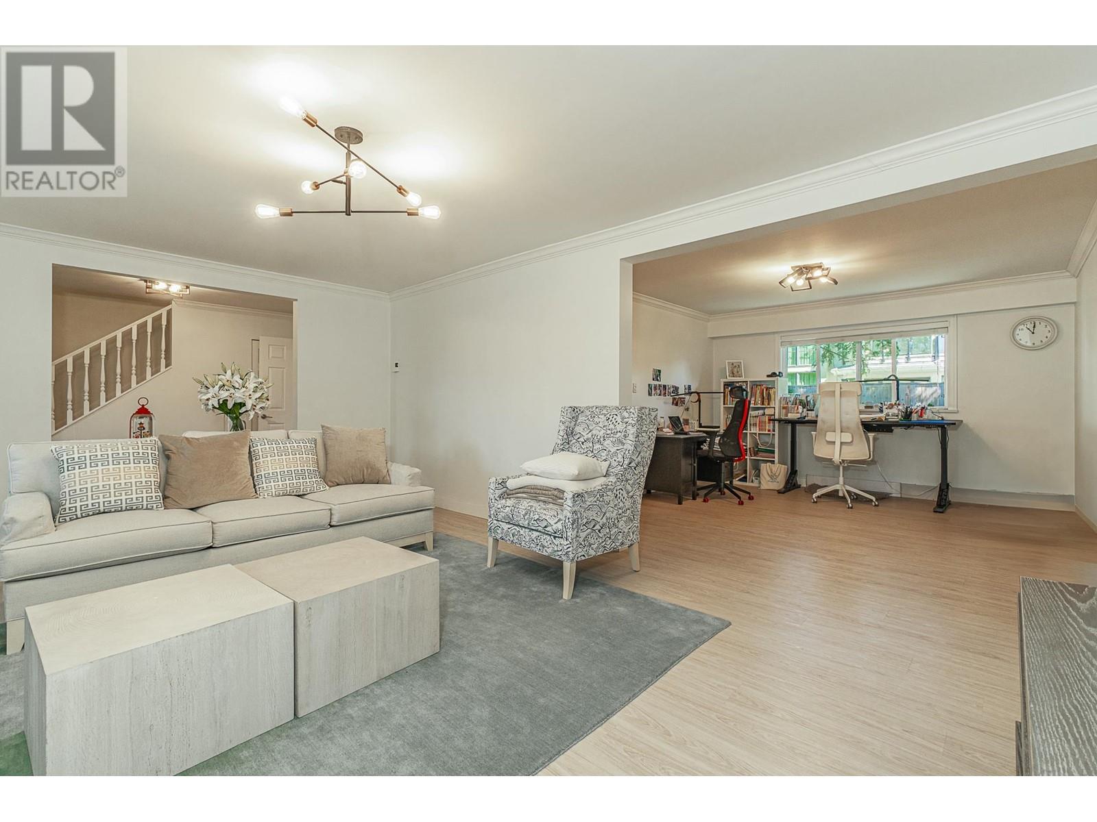6751 Juniper Drive, Richmond, British Columbia  V7E 4Z5 - Photo 12 - R2985912