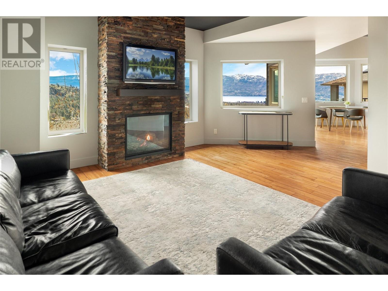 Property at 3025 Ensign Lane image 3