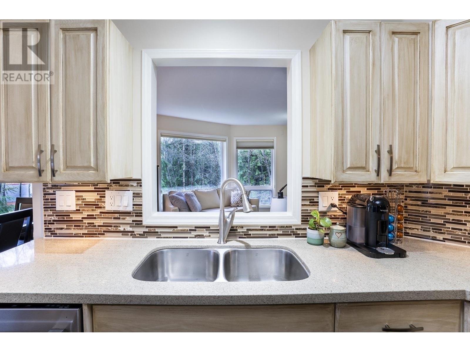 302 1132 Dufferin Street, Coquitlam, British Columbia  V3B 7M8 - Photo 7 - R2986000