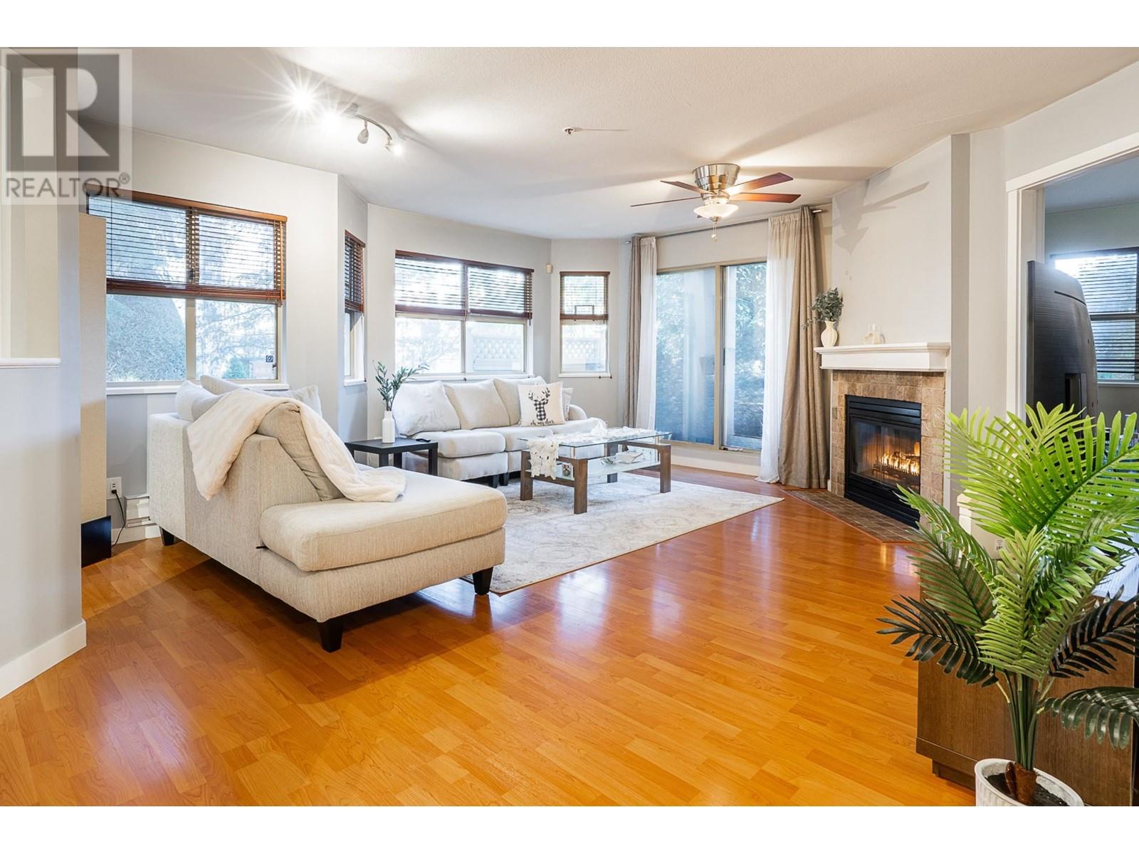 Property at 105 2615 JANE STREET image 5