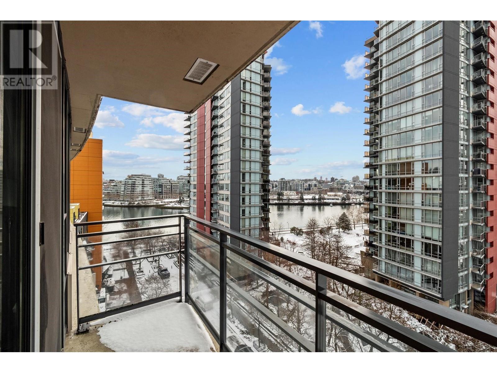 1005 33 Smithe Street, Vancouver, British Columbia  V6B 0B5 - Photo 2 - R2986018