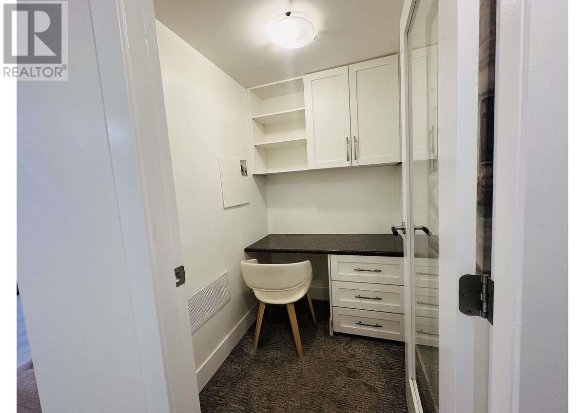 202 1033 Marinaside Crescent, Vancouver, British Columbia  V6Z 3A3 - Photo 6 - R2986045