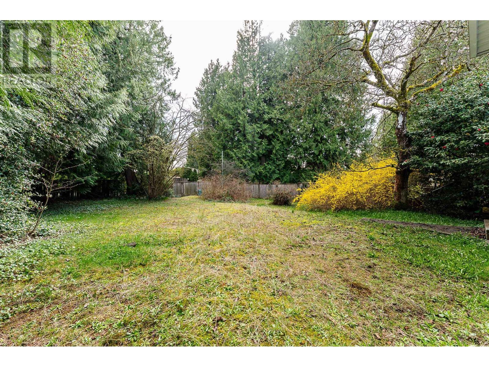 1128 Foster Avenue, Coquitlam, British Columbia  V3J 2M7 - Photo 22 - R2986039