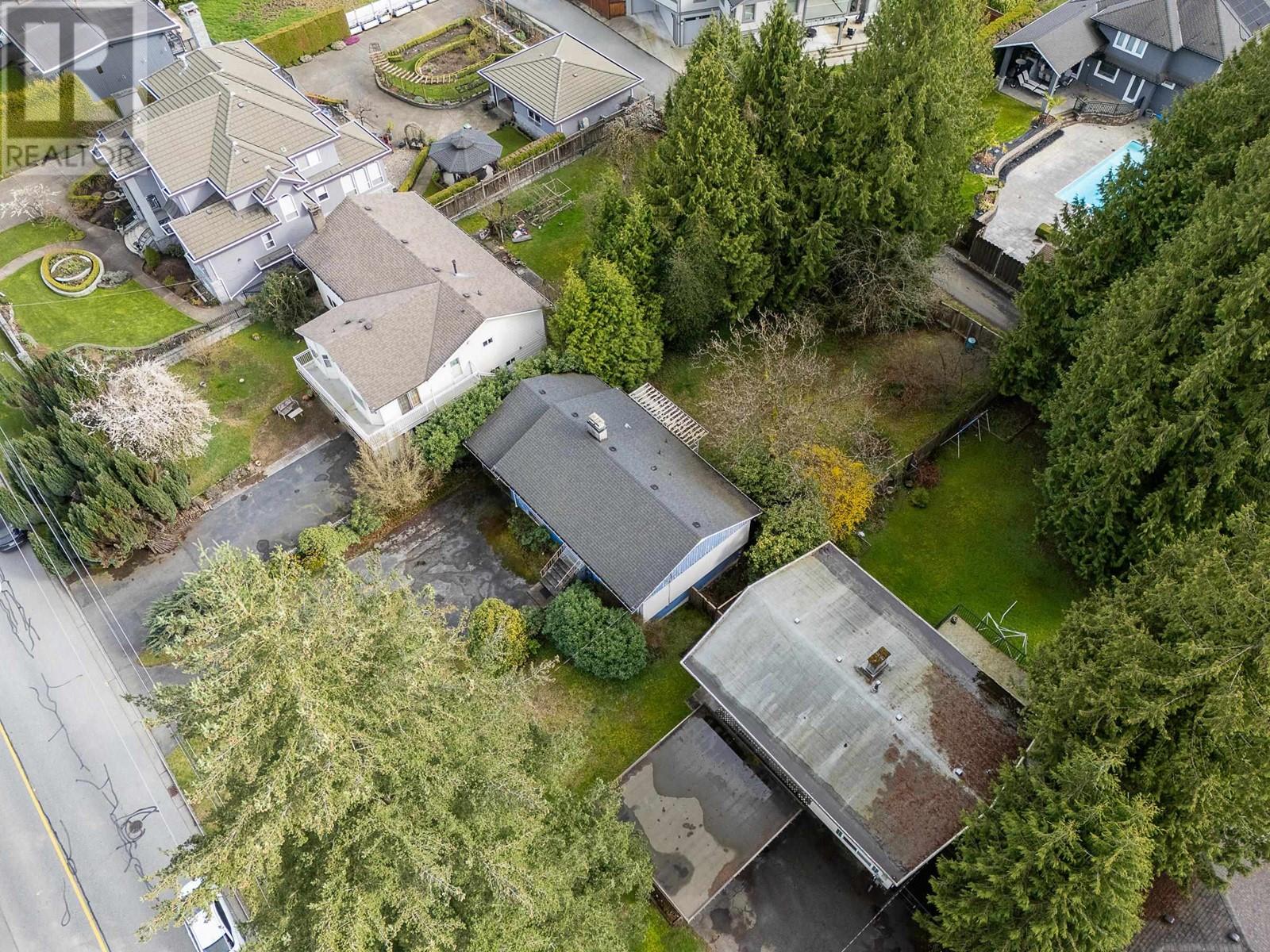 1128 Foster Avenue, Coquitlam, British Columbia  V3J 2M7 - Photo 23 - R2986039