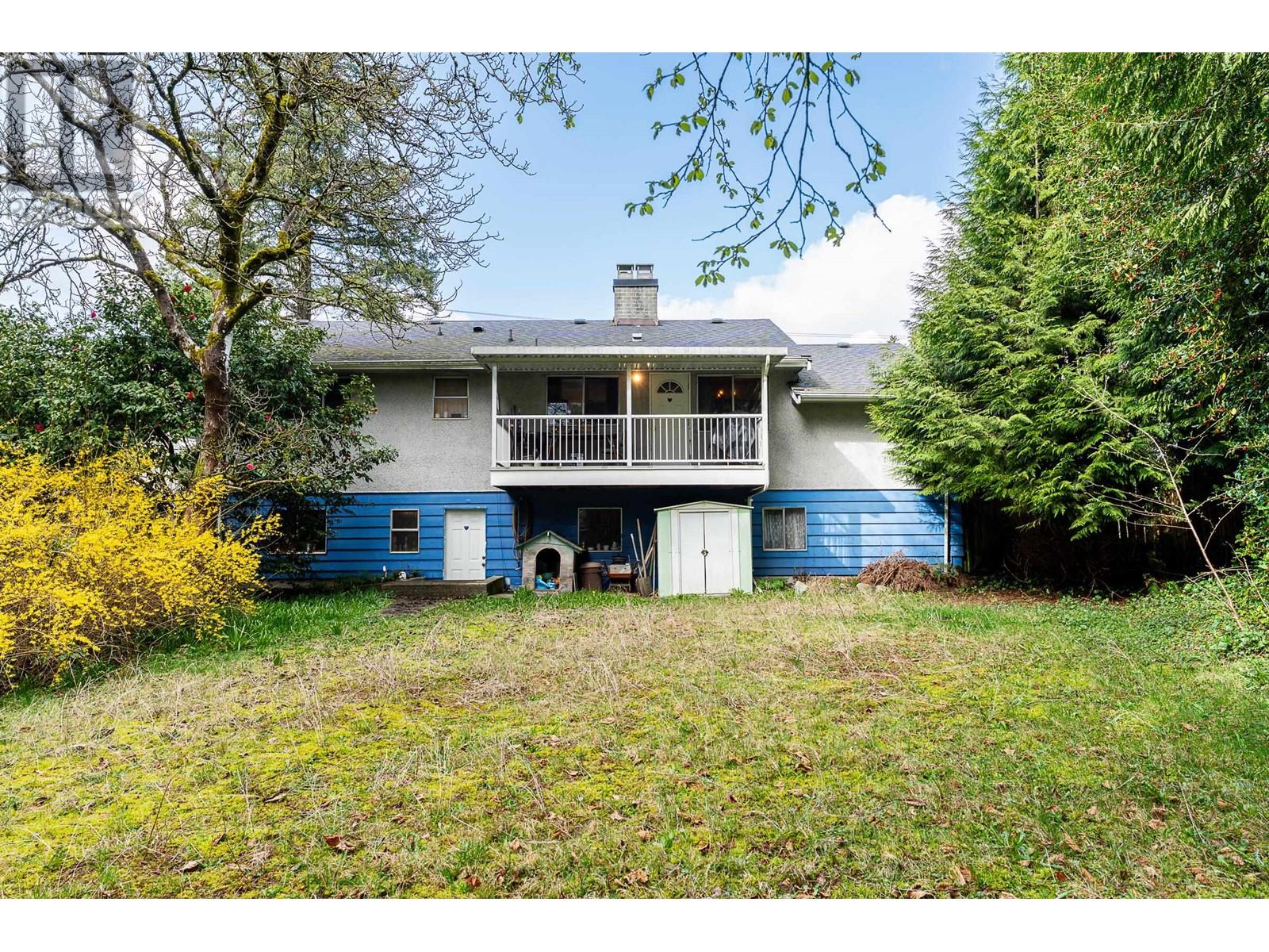 1128 Foster Avenue, Coquitlam, British Columbia  V3J 2M7 - Photo 3 - R2986039
