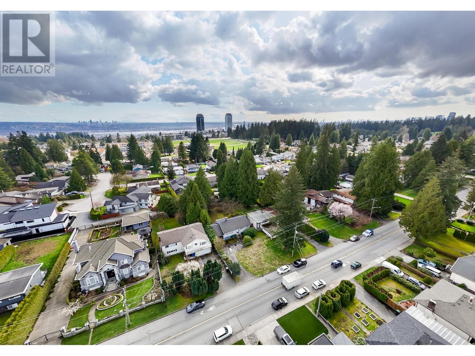 1128 Foster Avenue, Coquitlam, British Columbia  V3J 2M7 - Photo 30 - R2986039