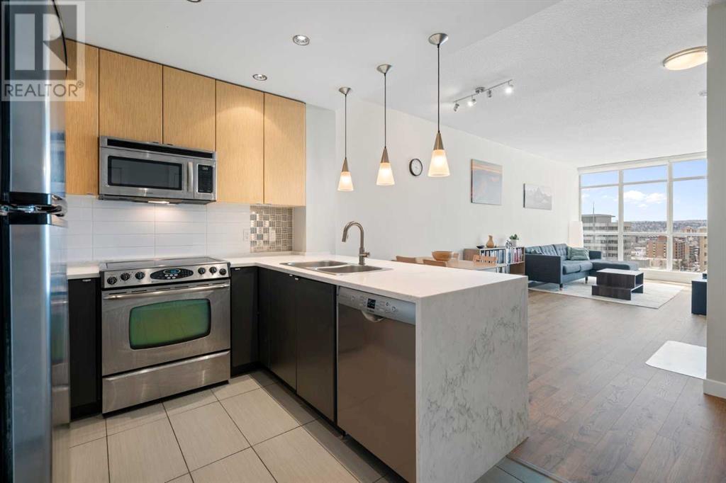 1305, 788 12 Avenue Sw, Calgary, Alberta  T2R 0H1 - Photo 2 - A2207980