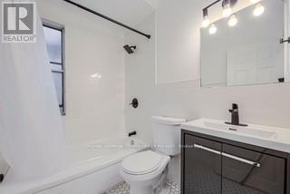 2nd Floor - 288 Markham Street, Toronto, Ontario  M6J 2G6 - Photo 14 - C12060966