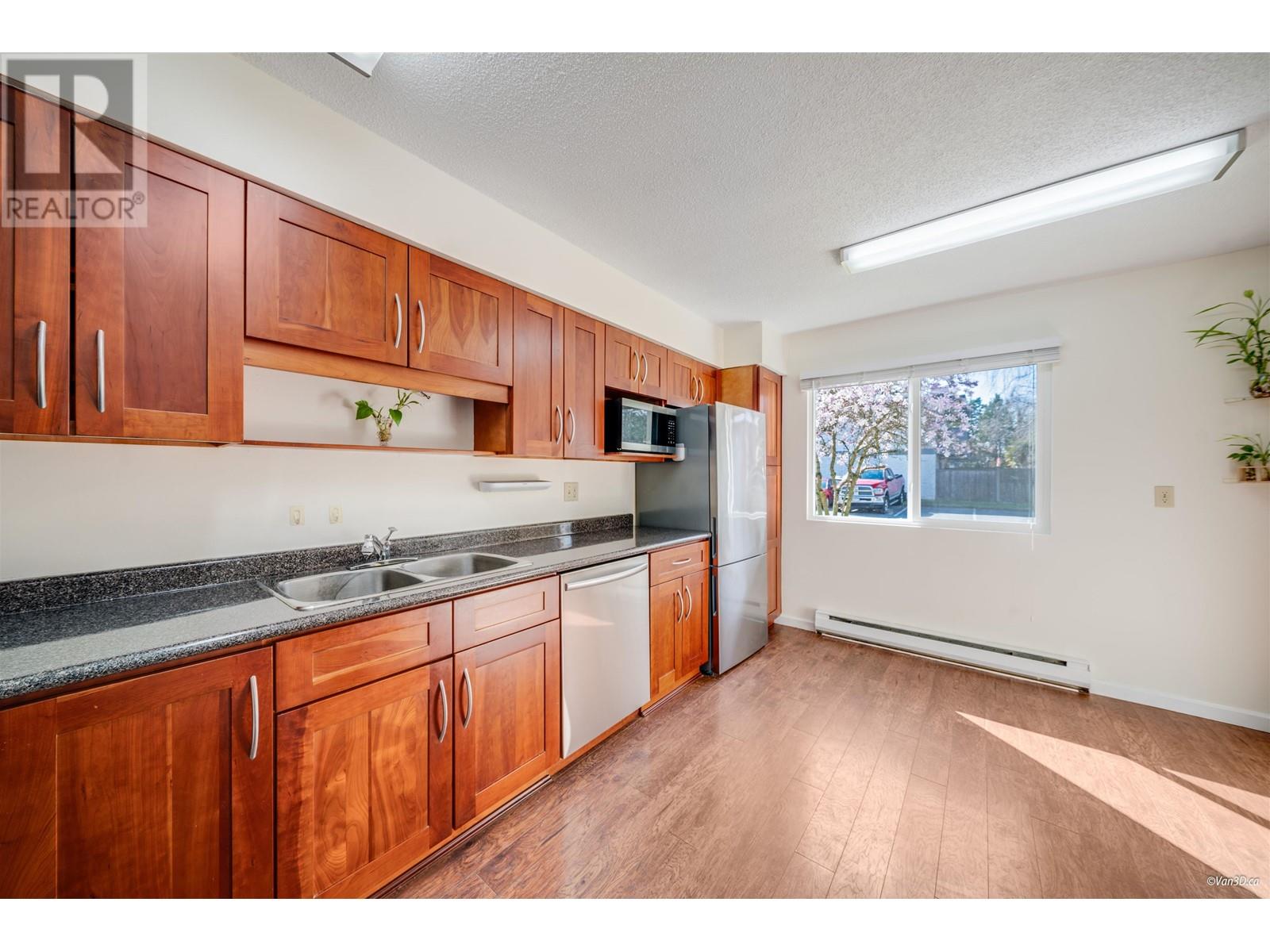 23 10840 SPRINGMONT DRIVE, Richmond real estate listing R2985514 for sale