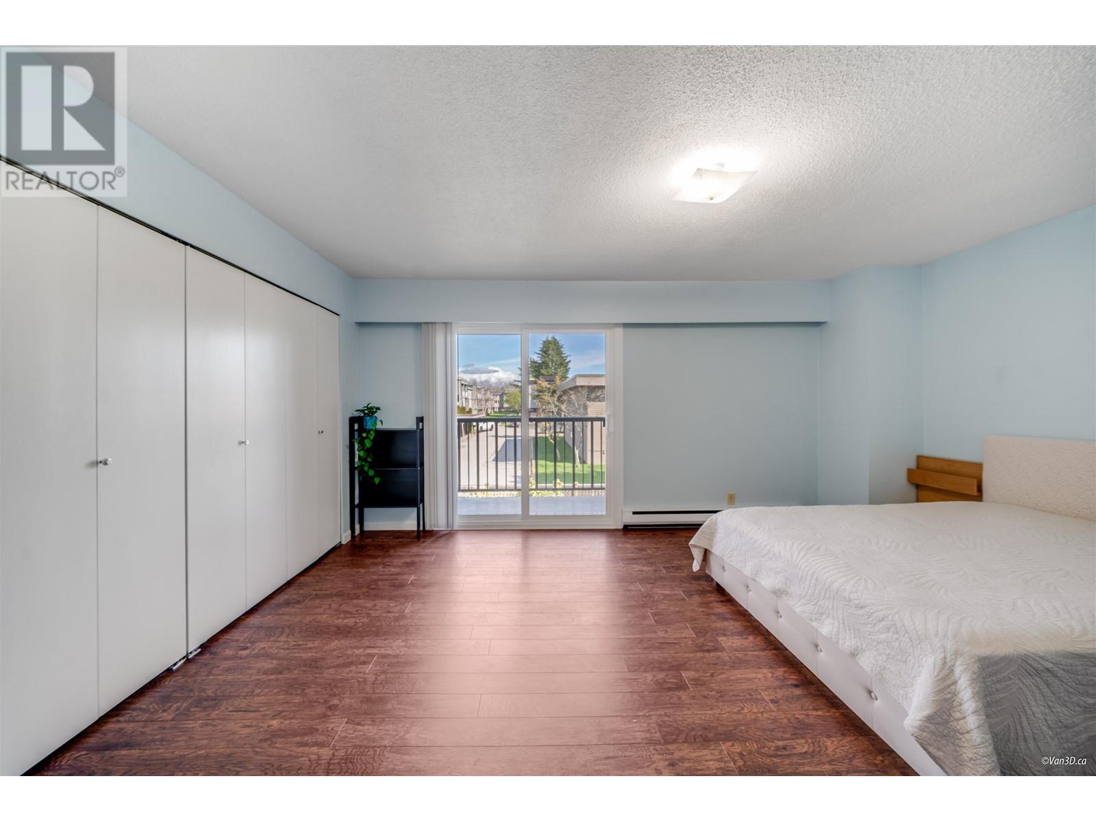 23 10840 SPRINGMONT DRIVE, Richmond real estate listing R2985514 for sale
