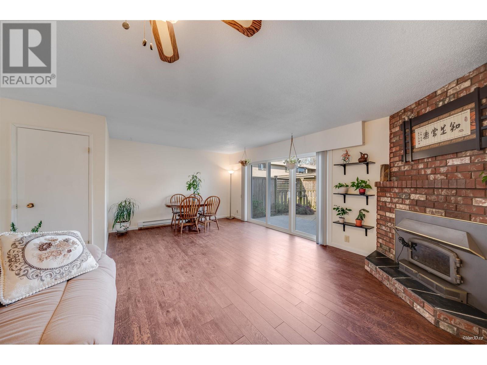 23 10840 SPRINGMONT DRIVE, Richmond real estate listing R2985514 for sale