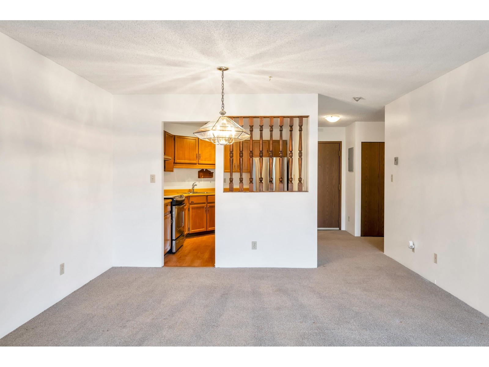 209 1355 Winter Street, White Rock, British Columbia  V4B 3Y2 - Photo 9 - R2985782