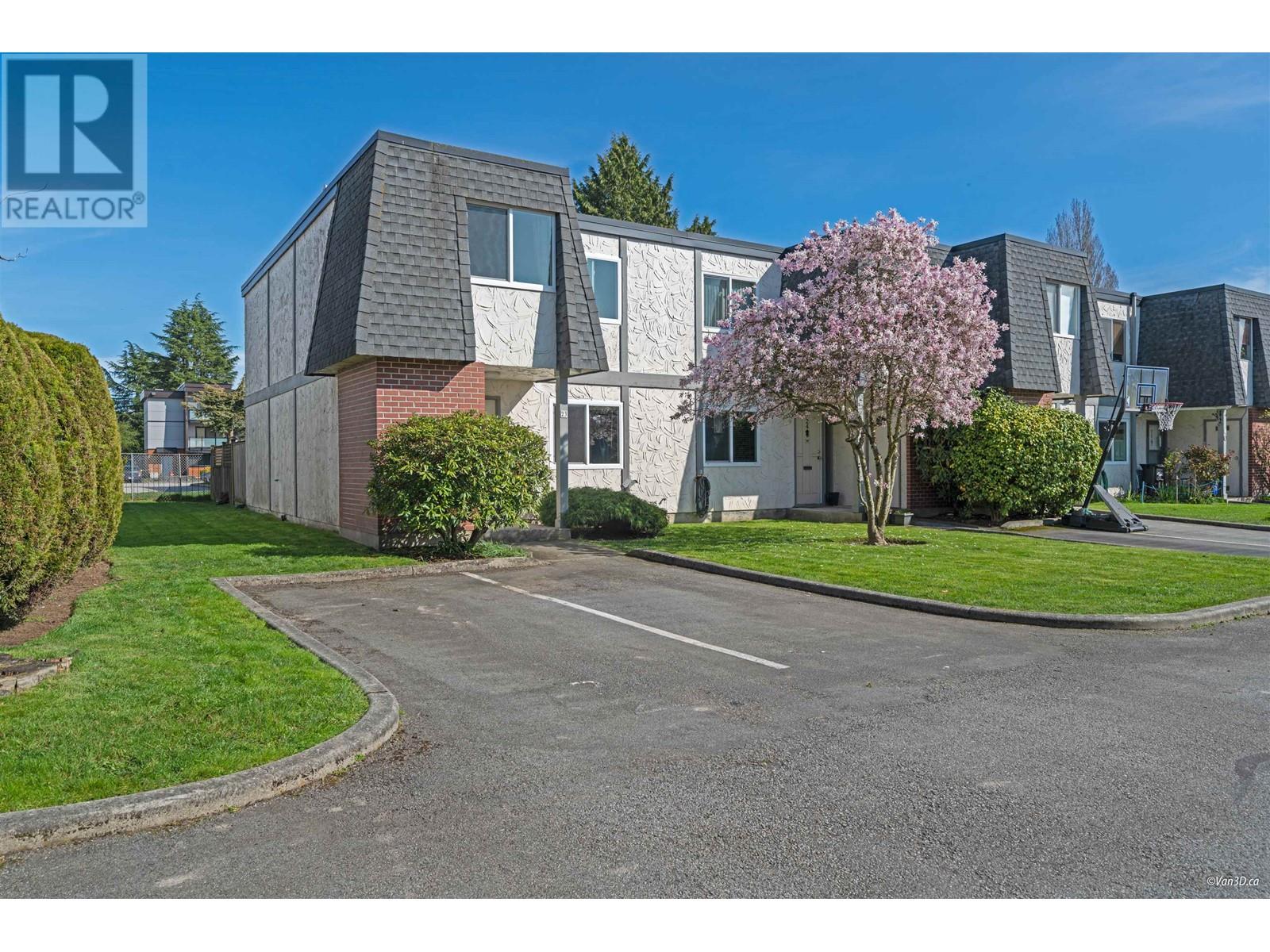23 10840 SPRINGMONT DRIVE, Richmond real estate listing R2985514 for sale
