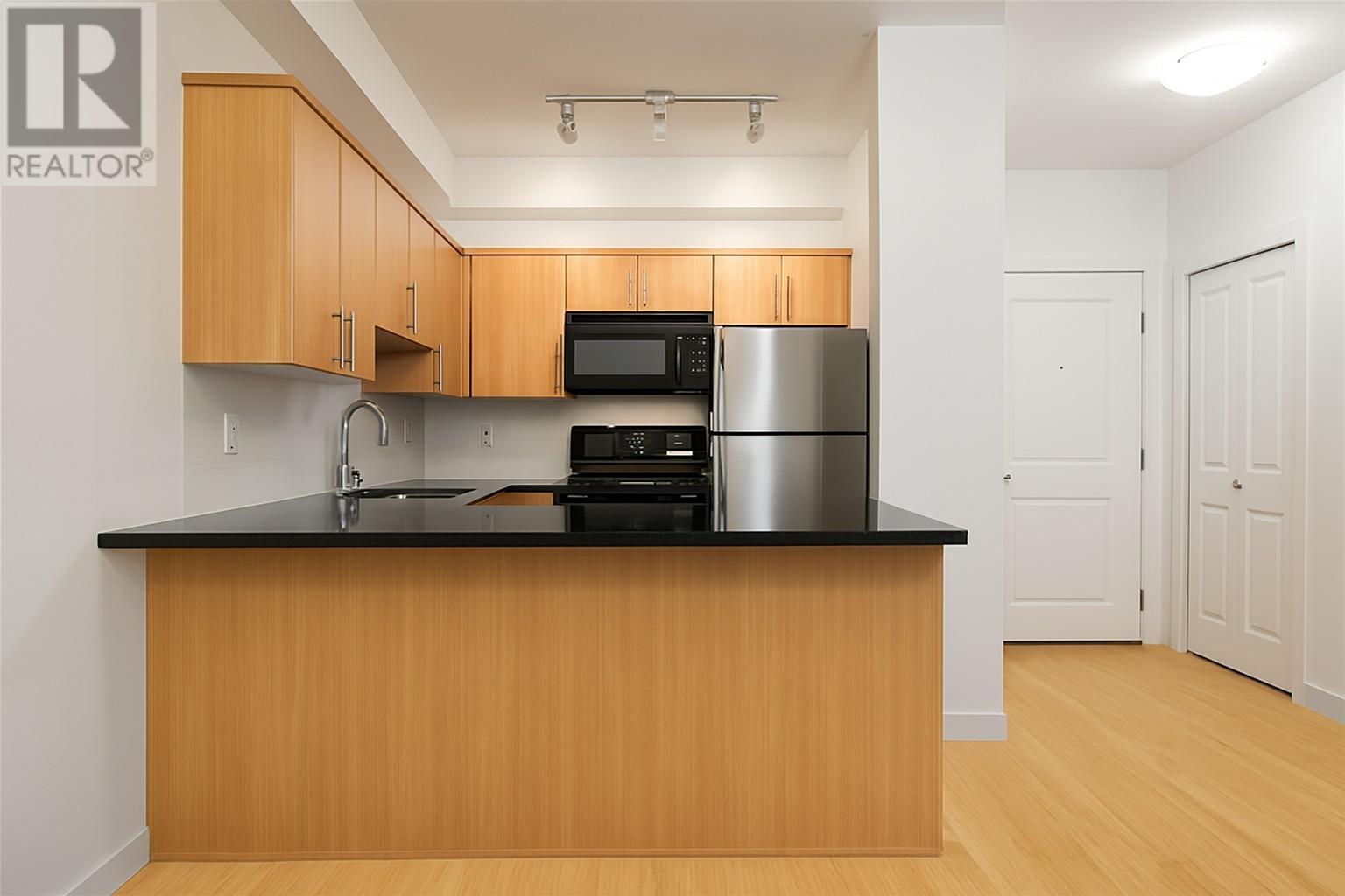 110 3250 St Johns Street, Port Moody, British Columbia  V3H 0B1 - Photo 3 - R2985010
