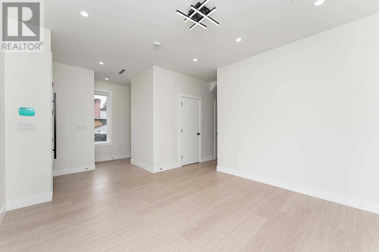 102 1146 Madore Avenue, Coquitlam, British Columbia  V3K 3B9 - Photo 9 - R2984954
