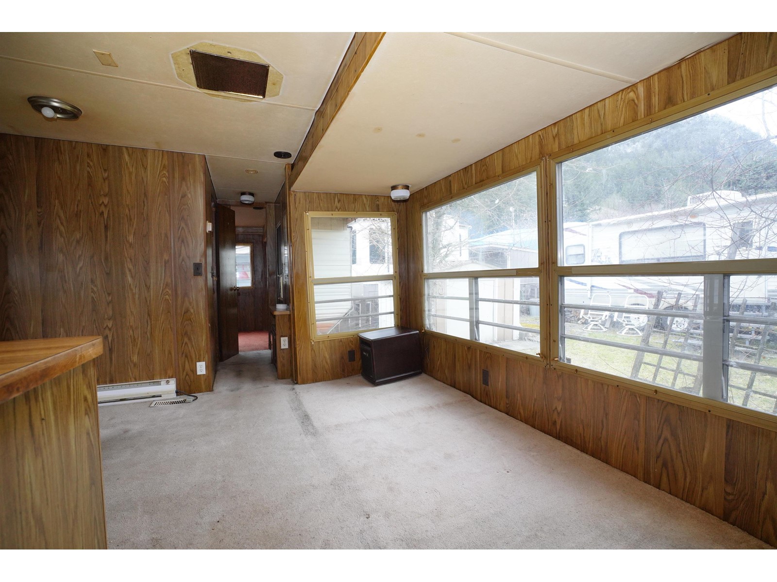 2 30860 Trans Canada Highway, Yale 