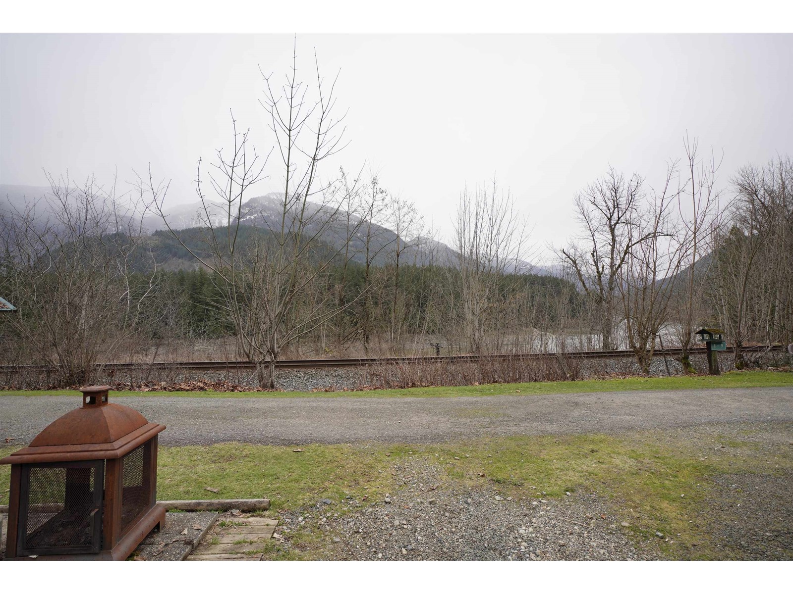 2 30860 Trans Canada Highway, Yale 