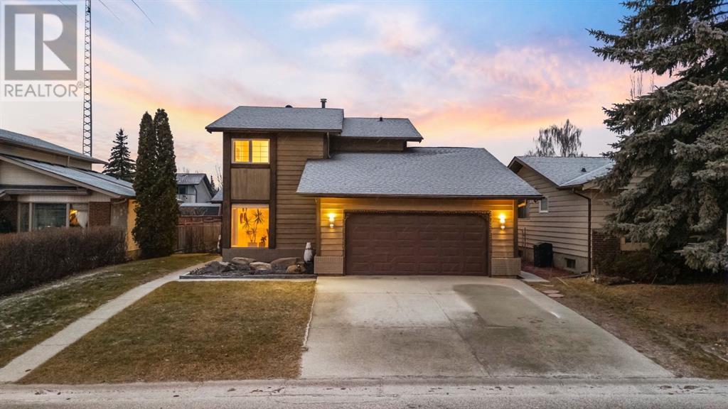 Property at 651 Deercroft Way SE image 2