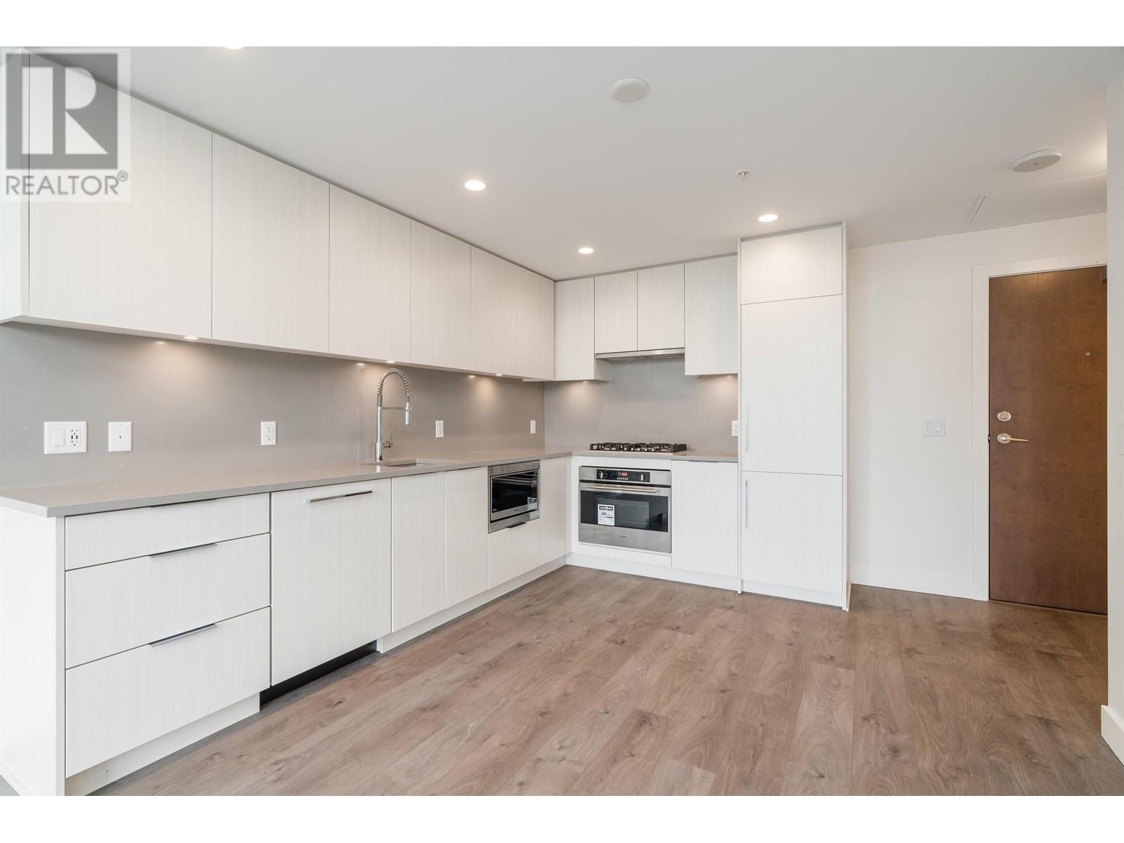 702 4465 Juneau Street, Burnaby, British Columbia  V5C 0L8 - Photo 4 - R2986058
