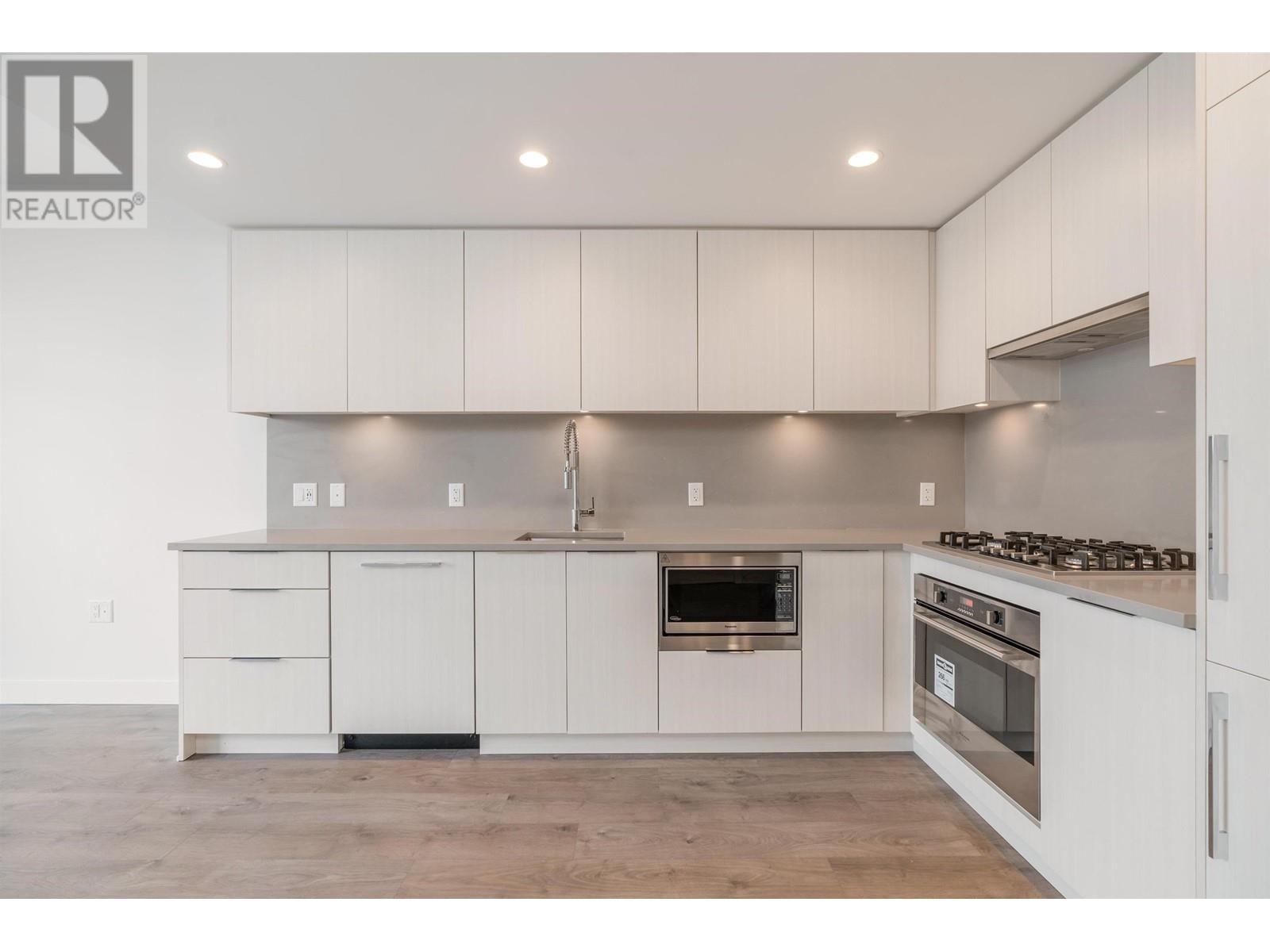 702 4465 Juneau Street, Burnaby, British Columbia  V5C 0L8 - Photo 5 - R2986058