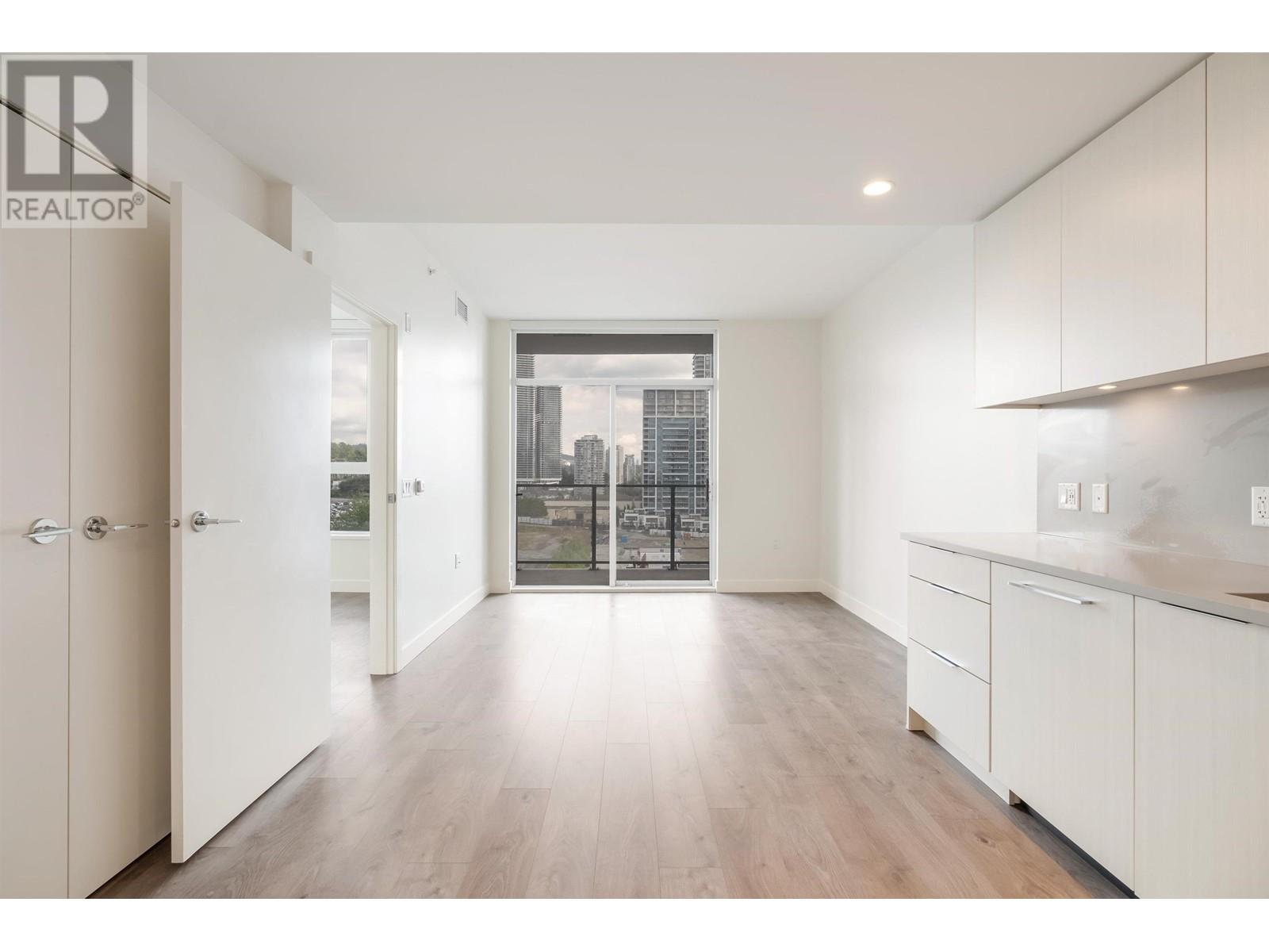 702 4465 Juneau Street, Burnaby, British Columbia  V5C 0L8 - Photo 6 - R2986058