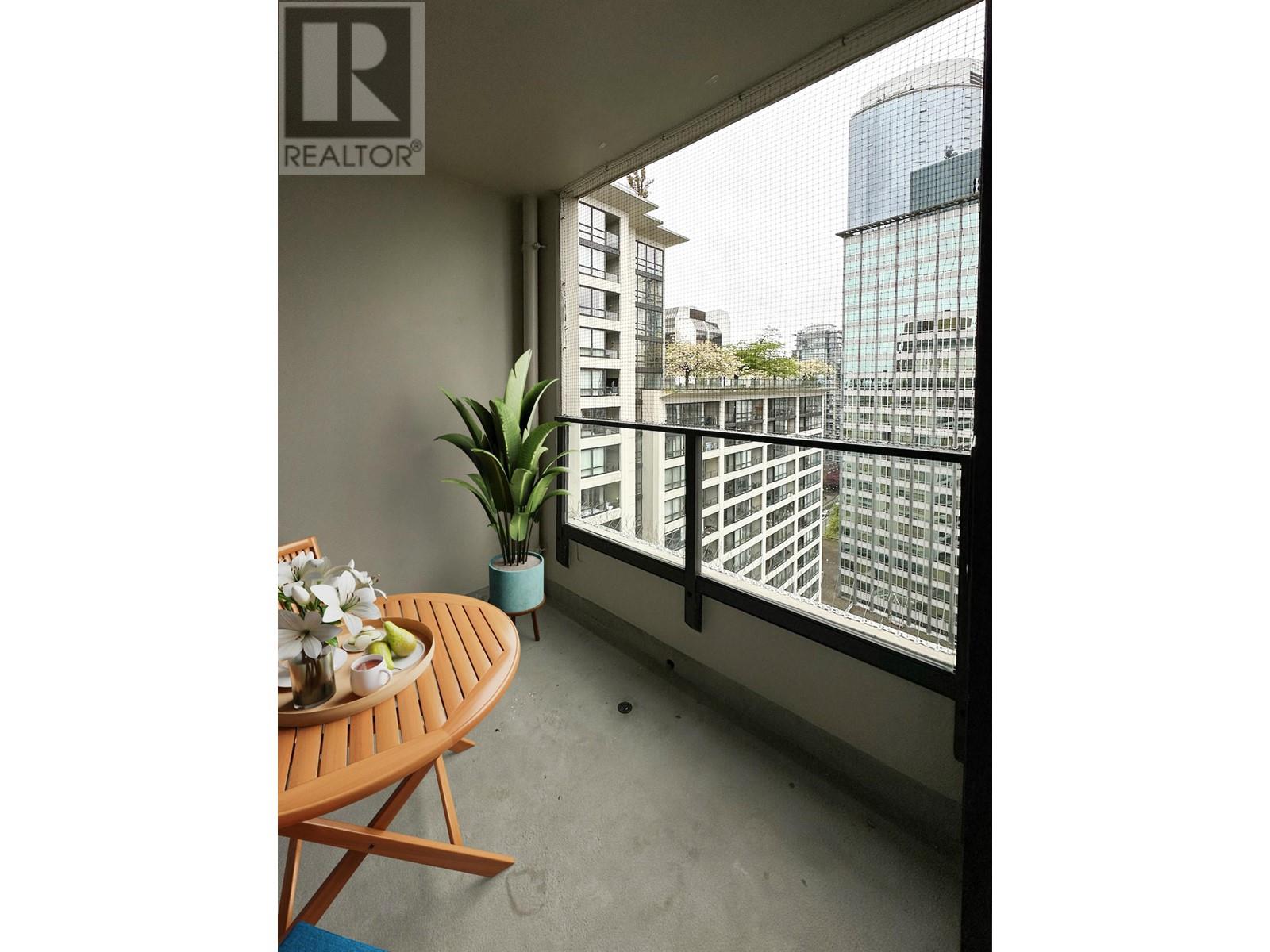 1907 938 Smithe Street, Vancouver, British Columbia  V6Z 3H8 - Photo 2 - R2986077