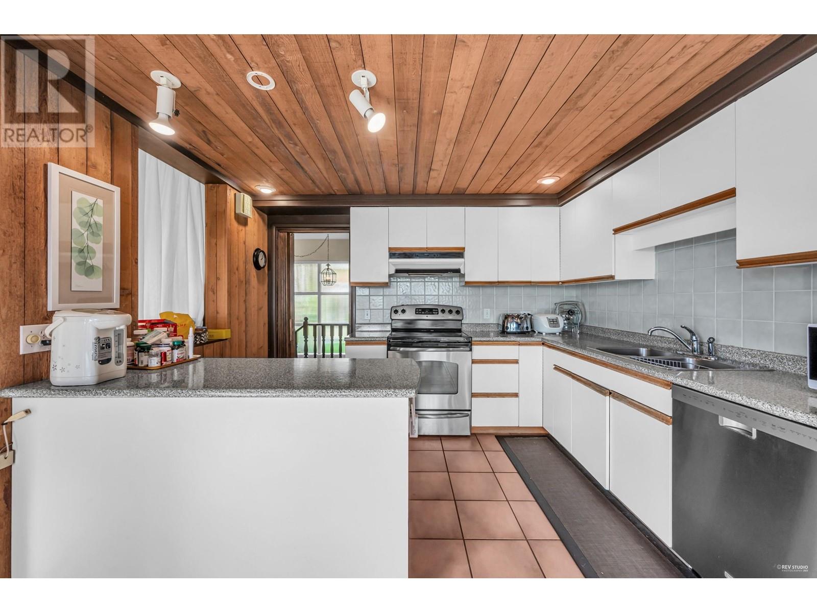 2160 Lawson Avenue, West Vancouver, British Columbia  V7V 2E2 - Photo 18 - R2986070