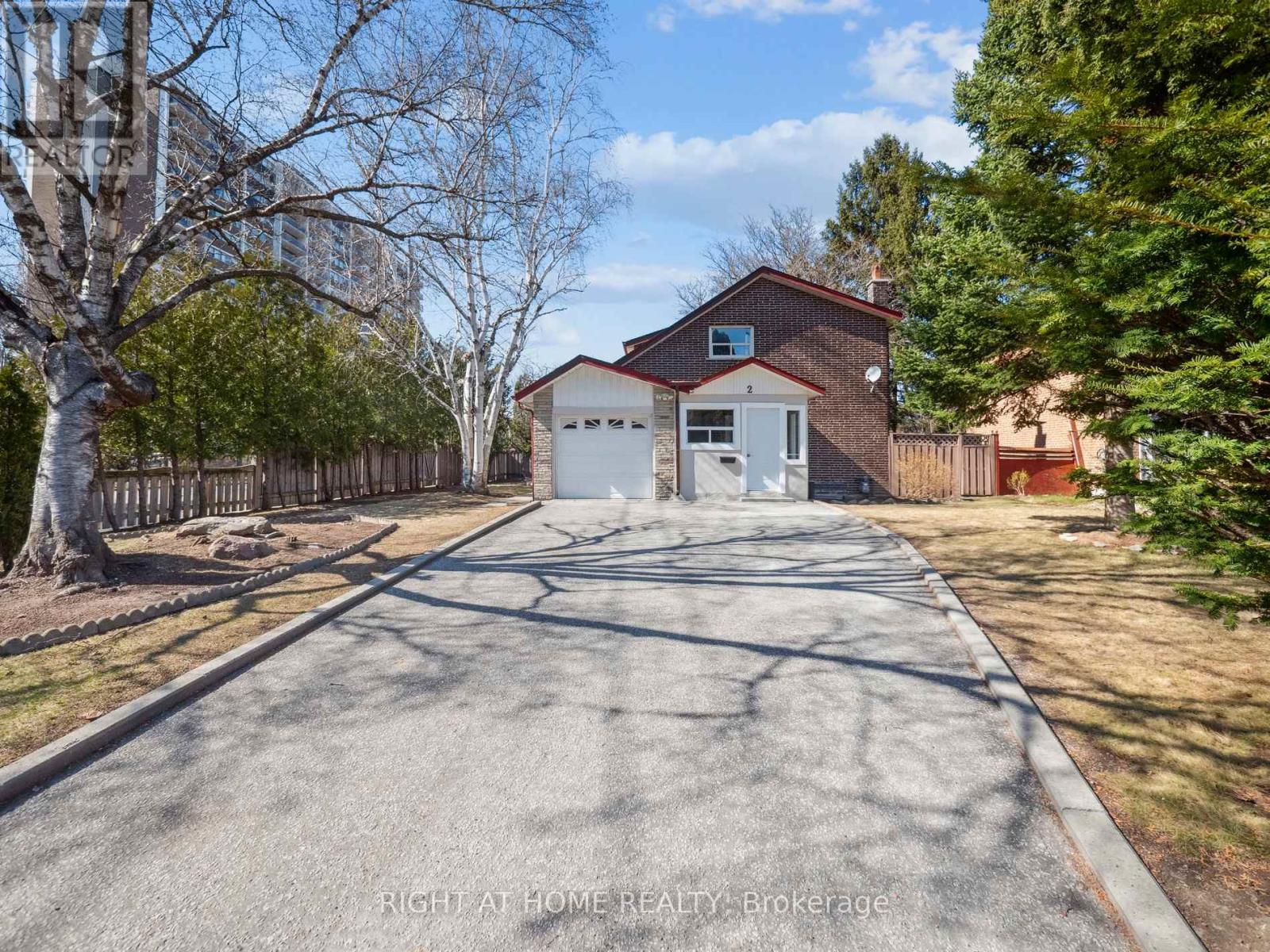 Property at 2 KEMPSELL CRESCENT image 2