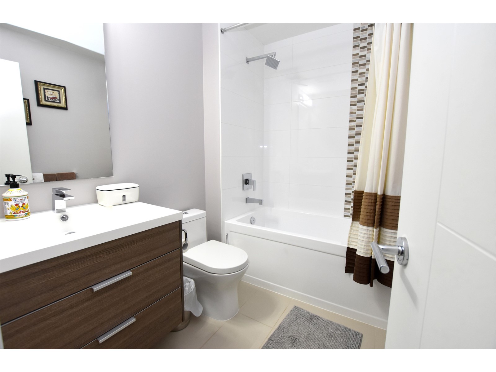 307 16380 64 Avenue, Surrey, British Columbia  V3S 6X6 - Photo 9 - R2976600