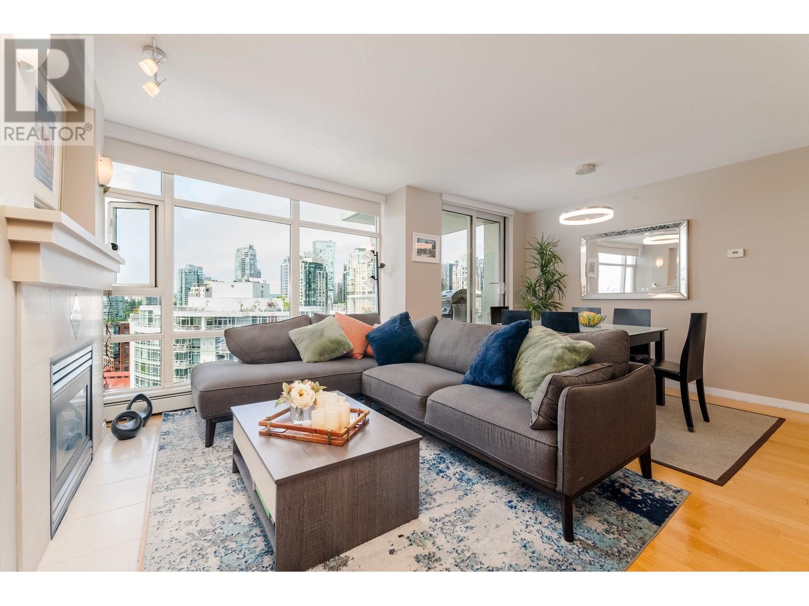 1908 198 Aquarius Mews, Vancouver, British Columbia  V6Z 2Y4 - Photo 5 - R2985730