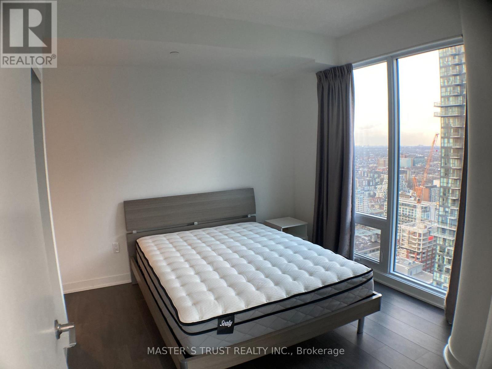 4208 - 125 Blue Jays Way, Toronto, Ontario  M5V 0N5 - Photo 5 - C12061102