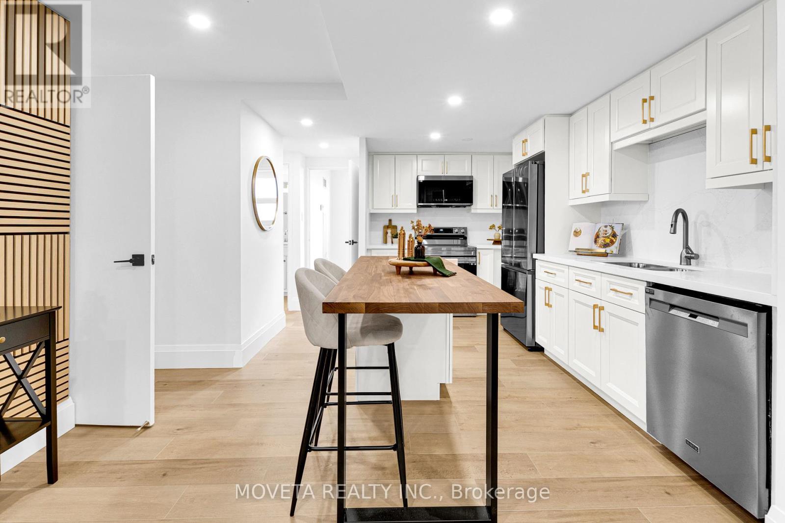 1907 - 299 MILL ROAD, Toronto, Ontario