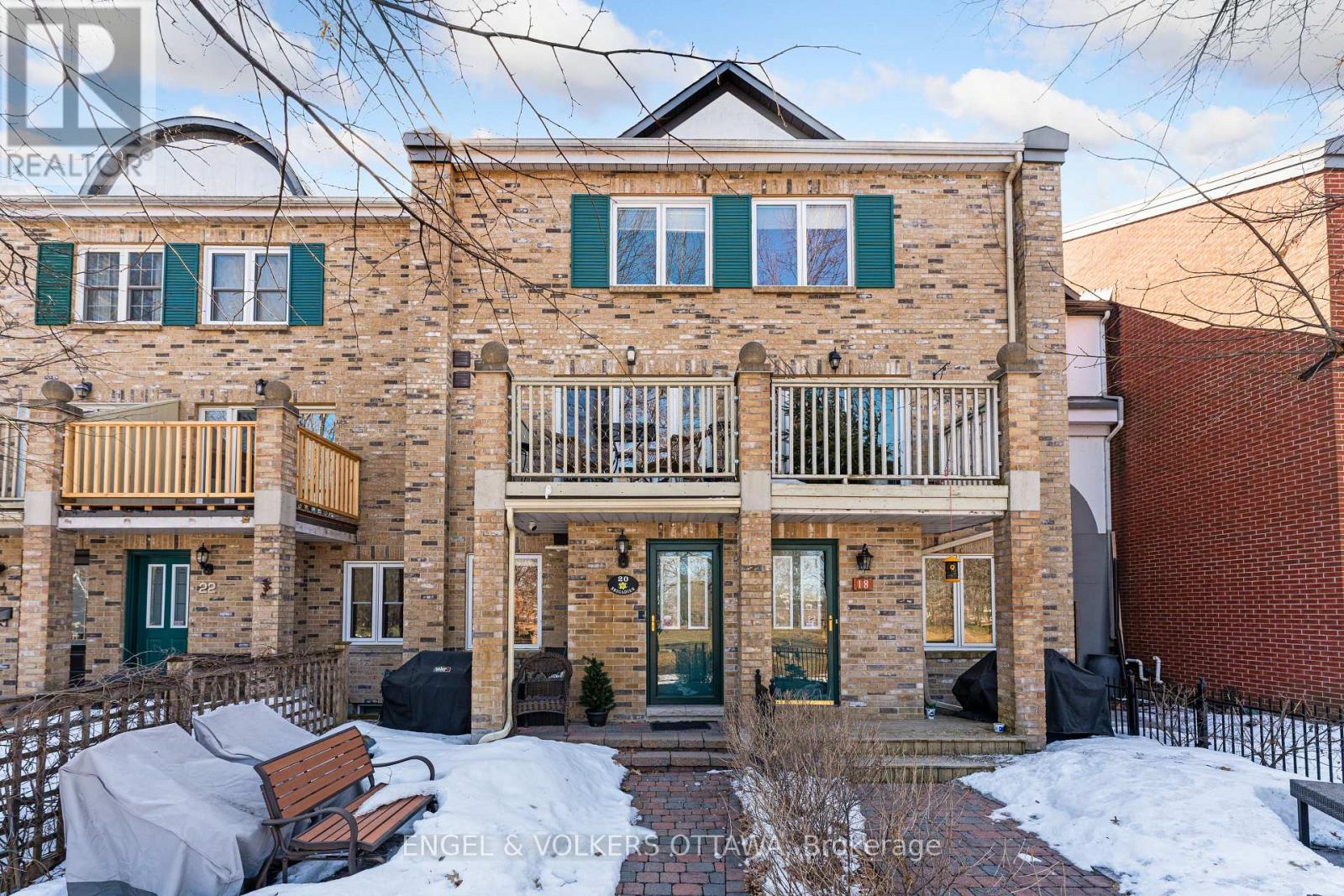 Property at 20 BRIGADIER PRIVATE image 1