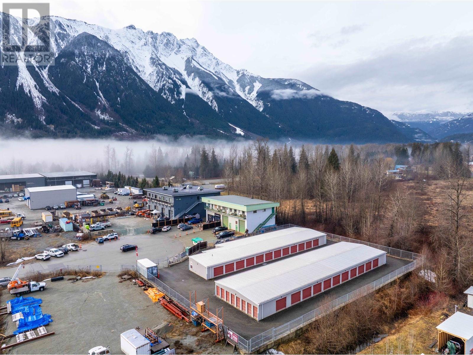 1925 Carpenter Road, Pemberton, British Columbia  V0N 2K0 - Photo 1 - C8068129