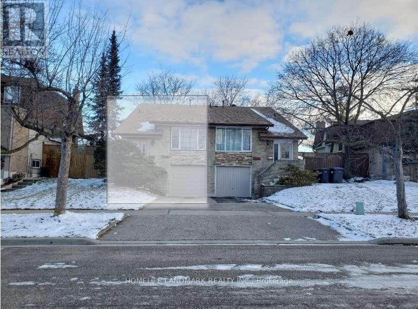 6929 Bilbao Lane, Mississauga, Ontario  L5N 1R2 - Photo 4 - W12061137