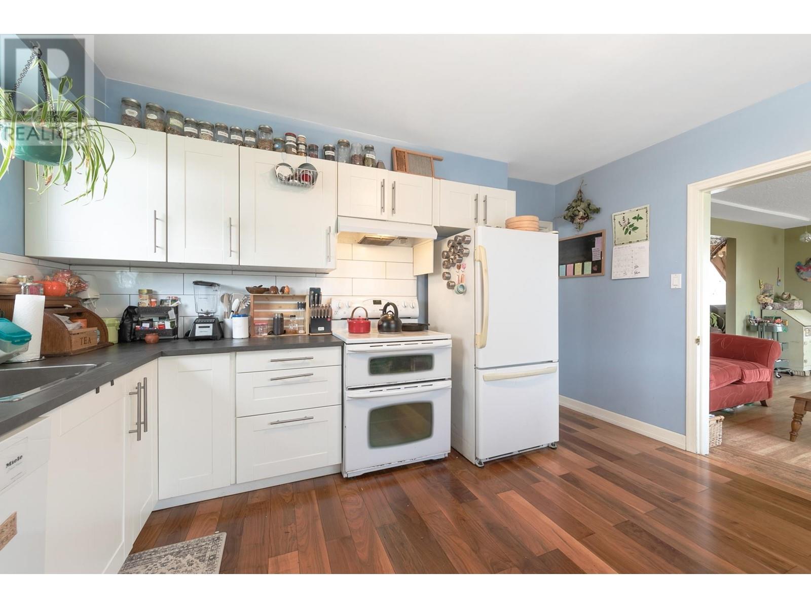 2205 2215 Pandora Street, Vancouver, British Columbia  V5L 1N6 - Photo 19 - R2985709