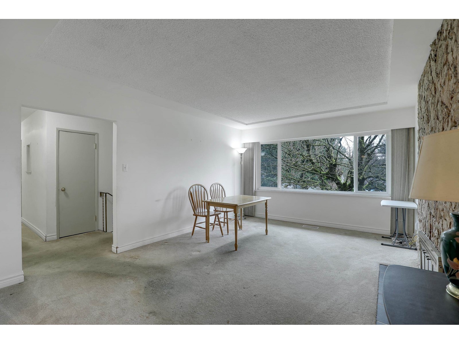Property at 14931 KEW DRIVE image 4