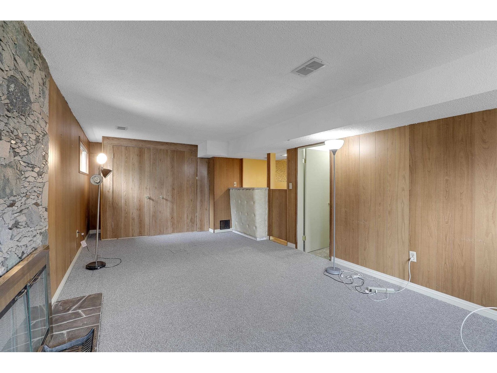 14931 Kew Drive, Surrey, British Columbia  V3R 4Y1 - Photo 27 - R2982087