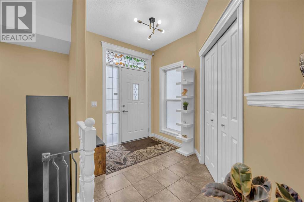 Property at 8025 Cougar Ridge Avenue SW image 4