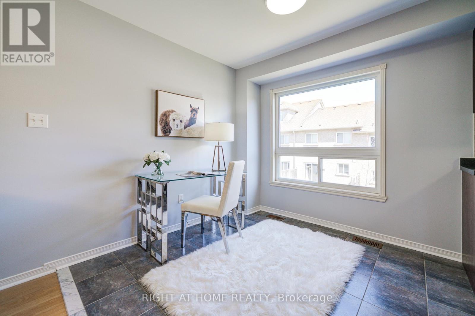 179 - 5260 Mcfarren Boulevard, Mississauga, Ontario  L5M 7J4 - Photo 10 - W12061152