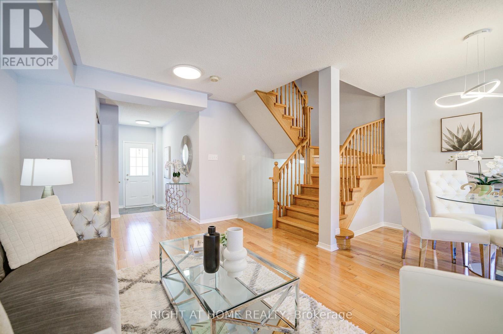 179 - 5260 Mcfarren Boulevard, Mississauga, Ontario  L5M 7J4 - Photo 6 - W12061152
